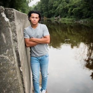 Meet your Posher, Jay